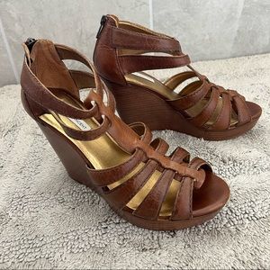 Cynthia Vincent Platform